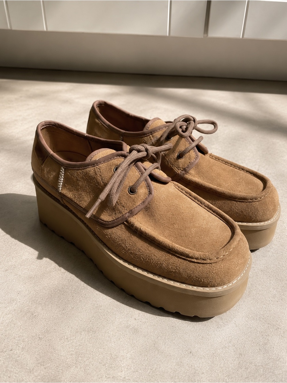 UGG Marin Mega Lace Suede Platform Chestnut Moc Toe Sneakers Shoes